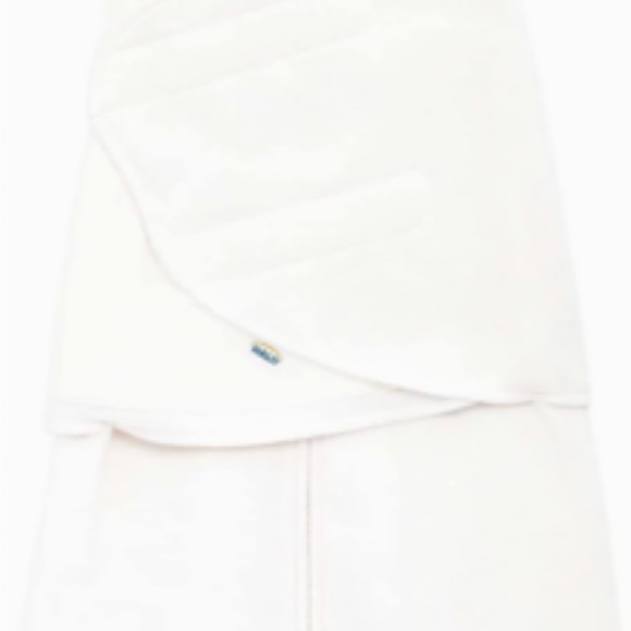 HALO Micro Fleece Sleepsack Swaddle, Wearable Blanket, Cream, Small, 3-6 Months - Picture 4 of 5